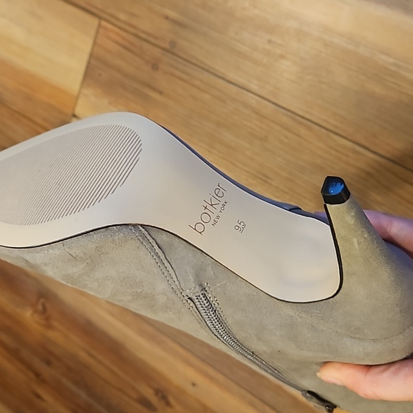 Botkier Teagan Bootie new without box - Picture 9 of 10